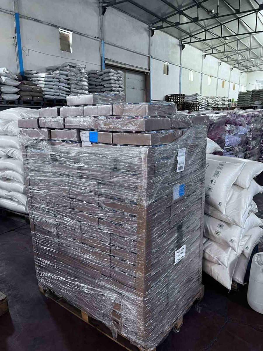 Sedat Kılınç İnşaattan Deprem Bölgesine Yardım Eli