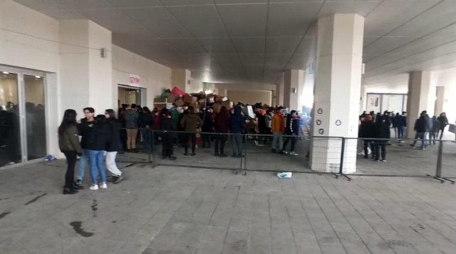 Binlerce Sincanlı Genç Vatandaş Yardım Seferberliğine Katıldı