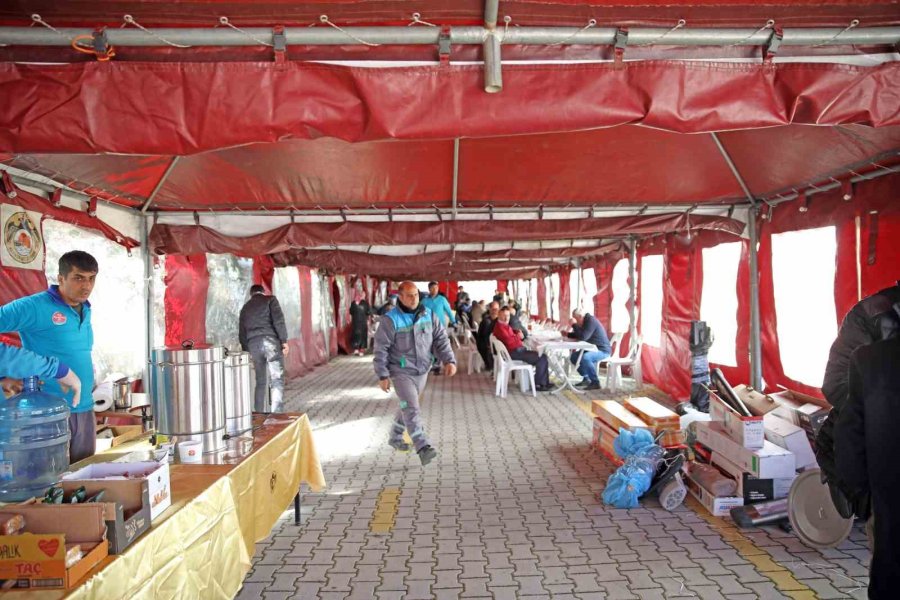 Alanya’nın Ağırladığı Depremzede 4 Bin 600’e Ulaştı