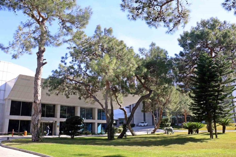 Antalya’daki Otellere Yerleştirilen Depremzedelerden İç Yakan Sözler