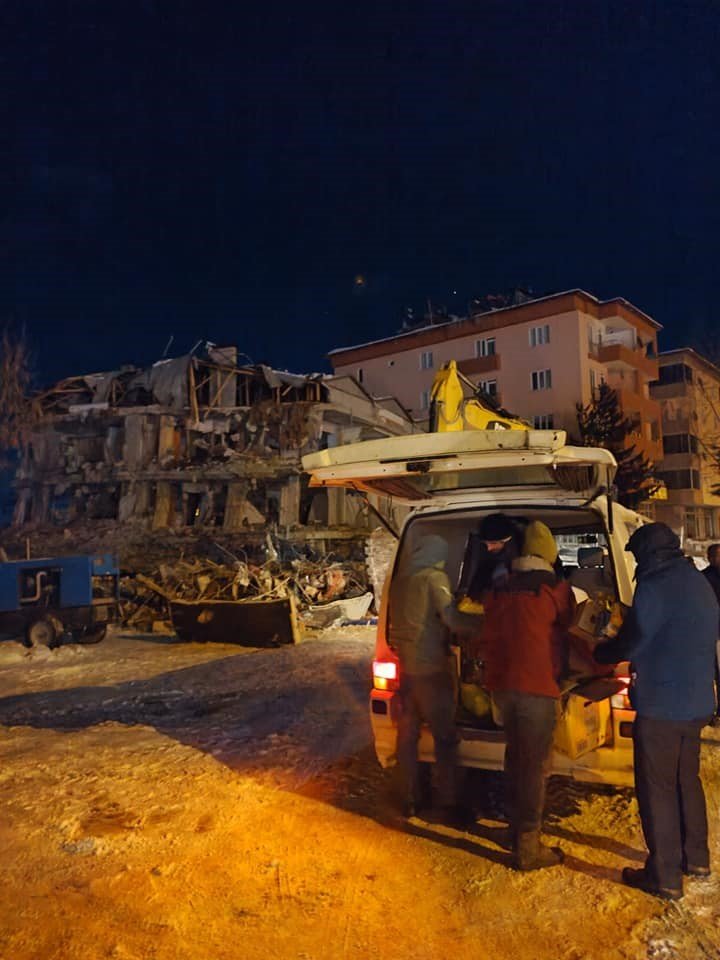 Bünyan’dan Deprem Bölgesine Yardım Akını