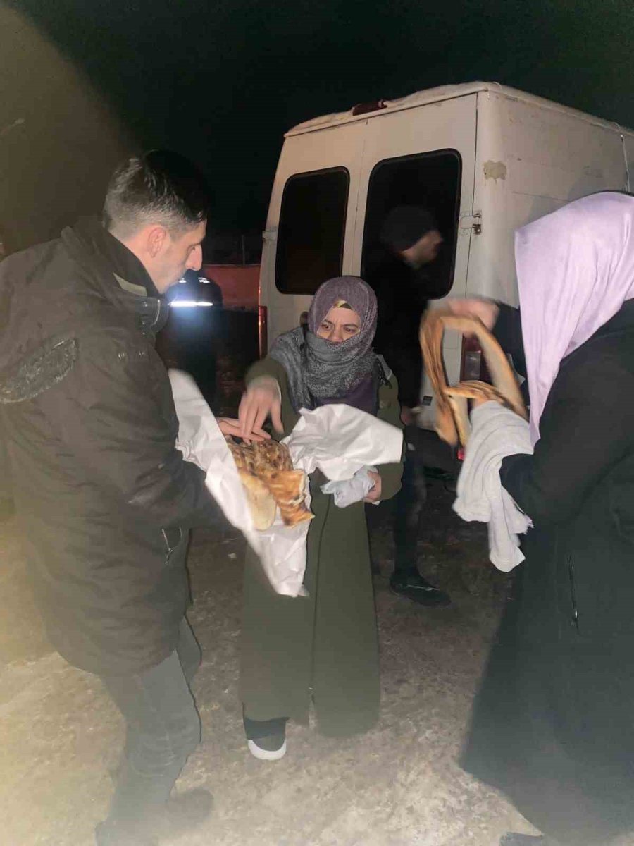 Bünyan’dan Deprem Bölgesine Yardım Akını