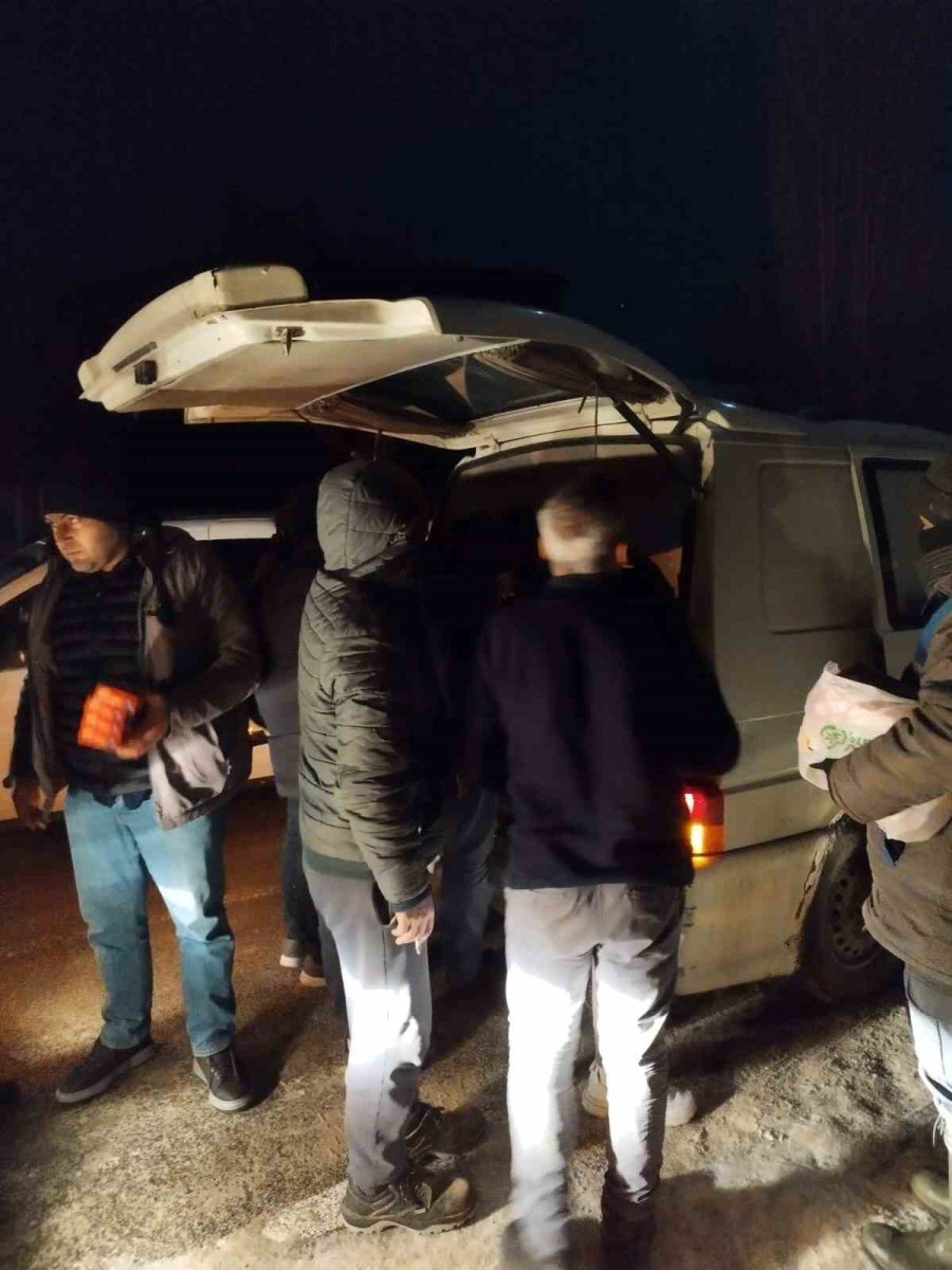 Bünyan’dan Deprem Bölgesine Yardım Akını