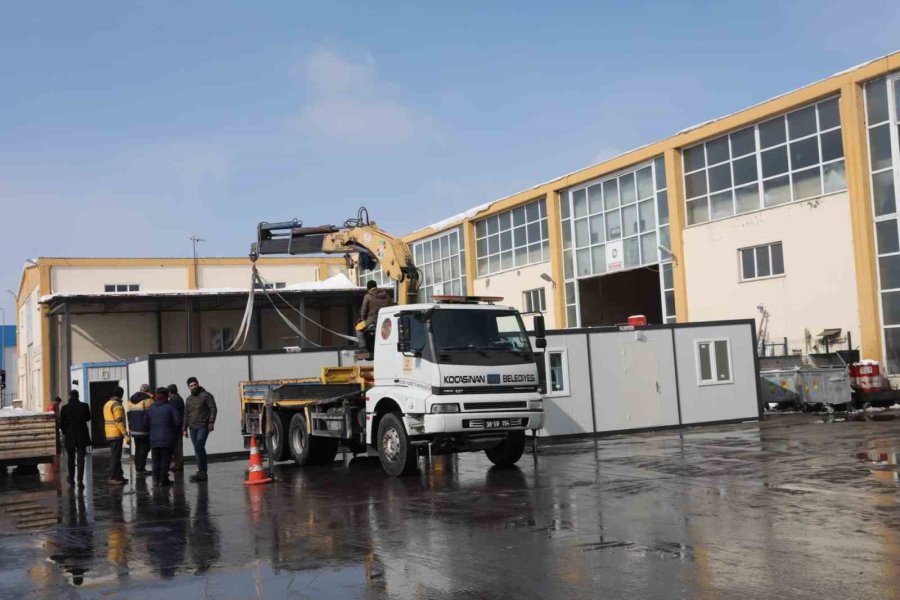 Başkan Çolakbayrakdar: “3’üncü Mobil Mutfağımız Deprem Bölgesine Yola Çıktı”