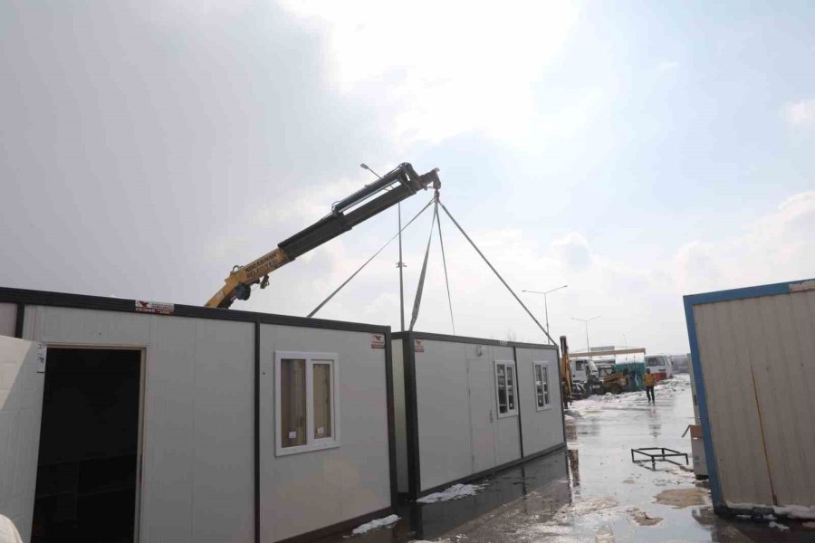 Başkan Çolakbayrakdar: “3’üncü Mobil Mutfağımız Deprem Bölgesine Yola Çıktı”