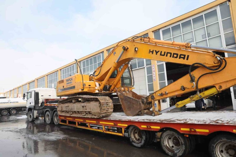 Başkan Çolakbayrakdar: “3’üncü Mobil Mutfağımız Deprem Bölgesine Yola Çıktı”