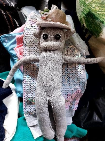 Yardım Kolisine Koyulan Oyuncaklar İçleri Isıttı