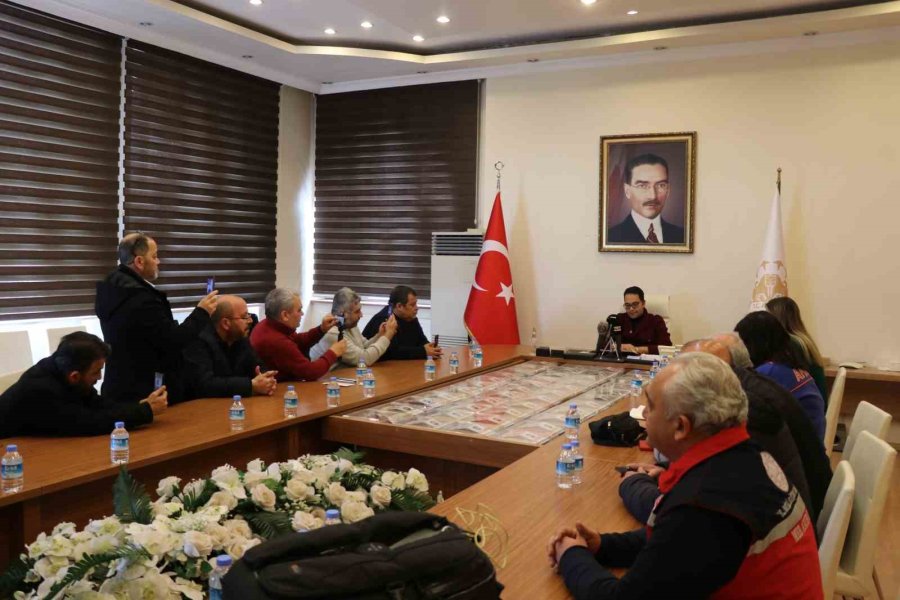 Aksaray’dan 110 Tır Yardım Deprem Bölgesine Ulaştırıldı