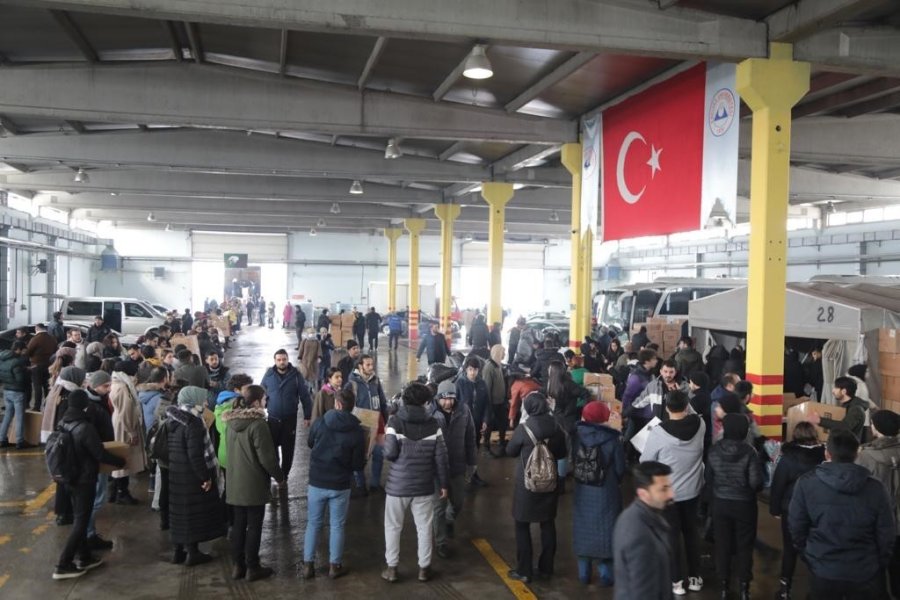 Erü’nün Deprem Bölgesine Desteği Sürüyor