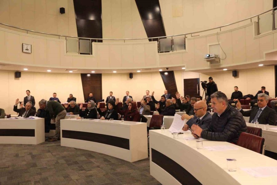 Başkan Çolakbayrakdar, Deprem Çalışmalarıyla İlgili Bilgiler Verdi