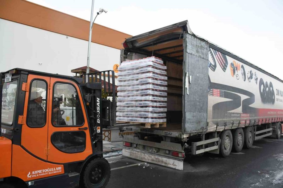 Konyalı Sanayicilerin Yardım Eli Deprem Bölgesinde