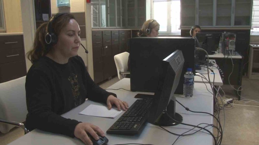 Ankara’ya Gelen Depremzedelerden Bilgi Alınabilmesi İçin Çağrı Merkezi Kuruldu