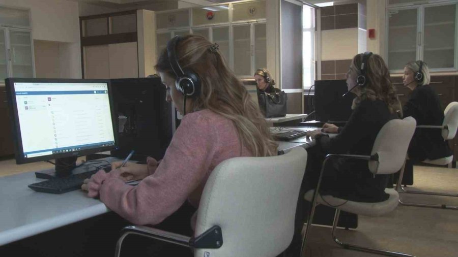 Ankara’ya Gelen Depremzedelerden Bilgi Alınabilmesi İçin Çağrı Merkezi Kuruldu