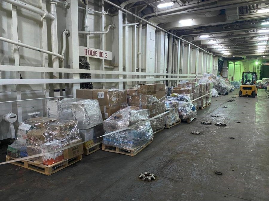 Tcg İskenderun, Yardım Malzemelerinin Naklini Kesintisiz Sürdürüyor