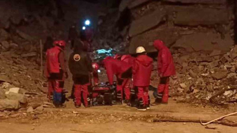 Selçuk Üniversitesi Öğrencileri Arama Kurtarma Çalışmalarına Destek Veriyor