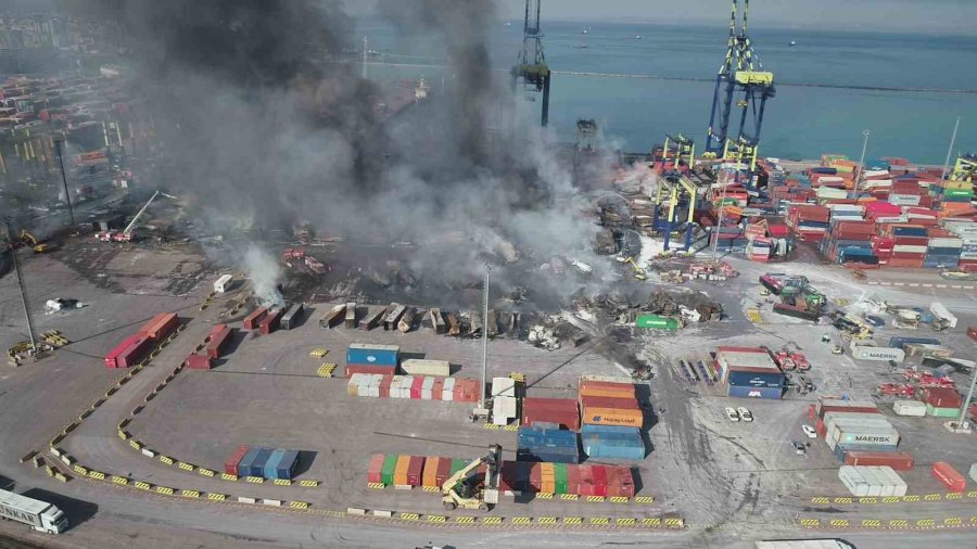 İskenderun Limanı’ndaki Yangın 3’üncü Gününde Havadan Görüntülendi