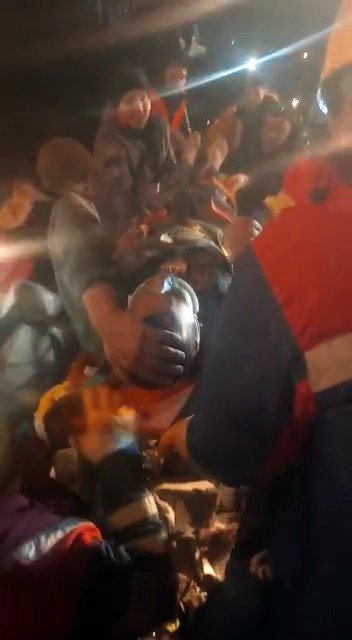 Madenciler Depremin 88. Saatinde Karı Koca Çifti Kurtardı