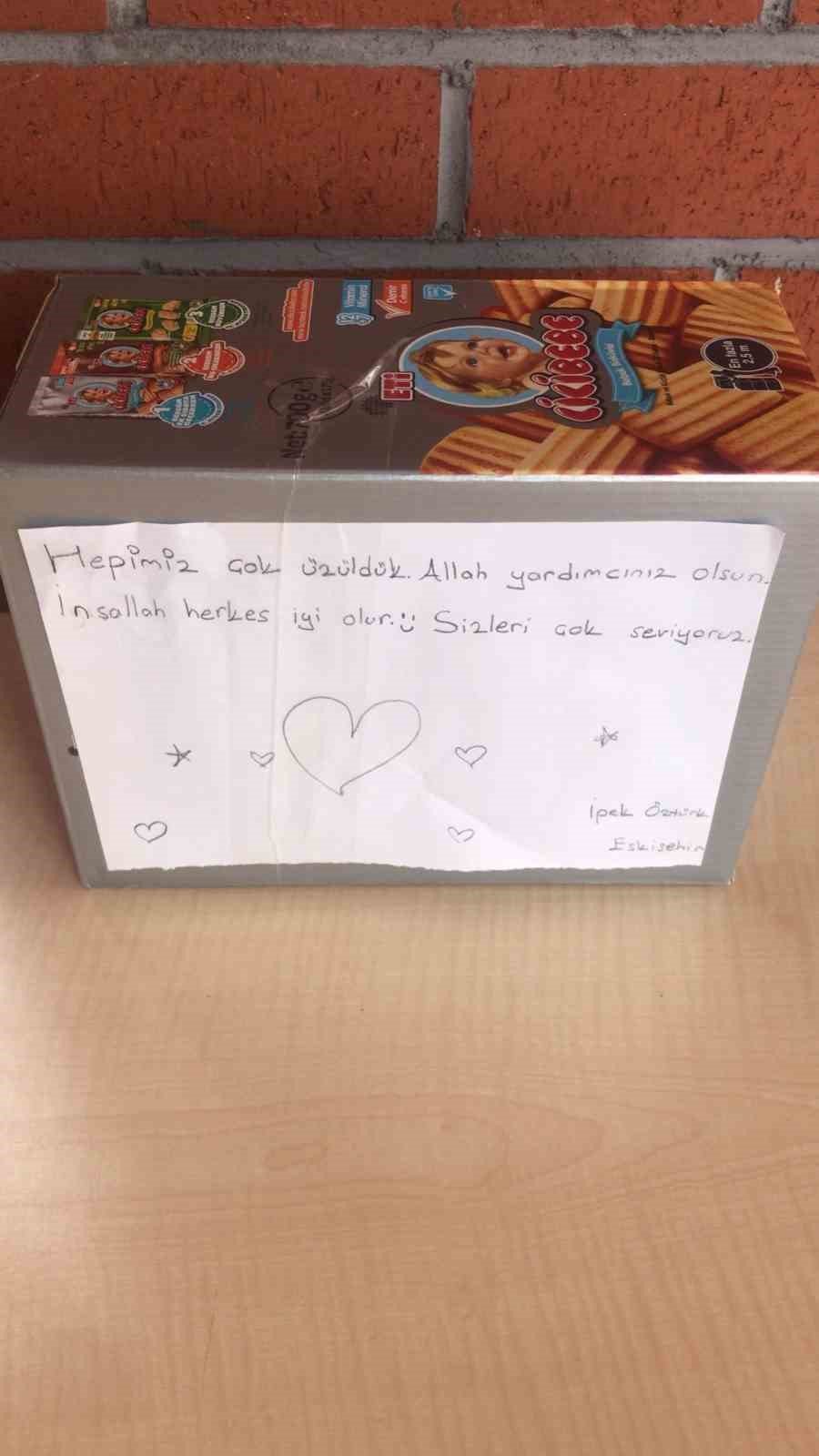 Depremzedelere Miniklerden Mesajlı Destek