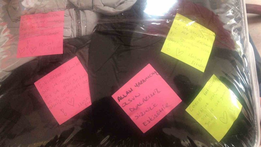 Depremzedelere Miniklerden Mesajlı Destek