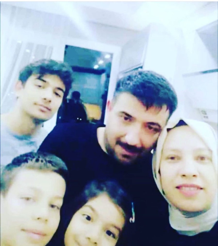 Adana’da Hayatını Kaybeden 4 Kişilik Aile Niğde’de Defnedildi