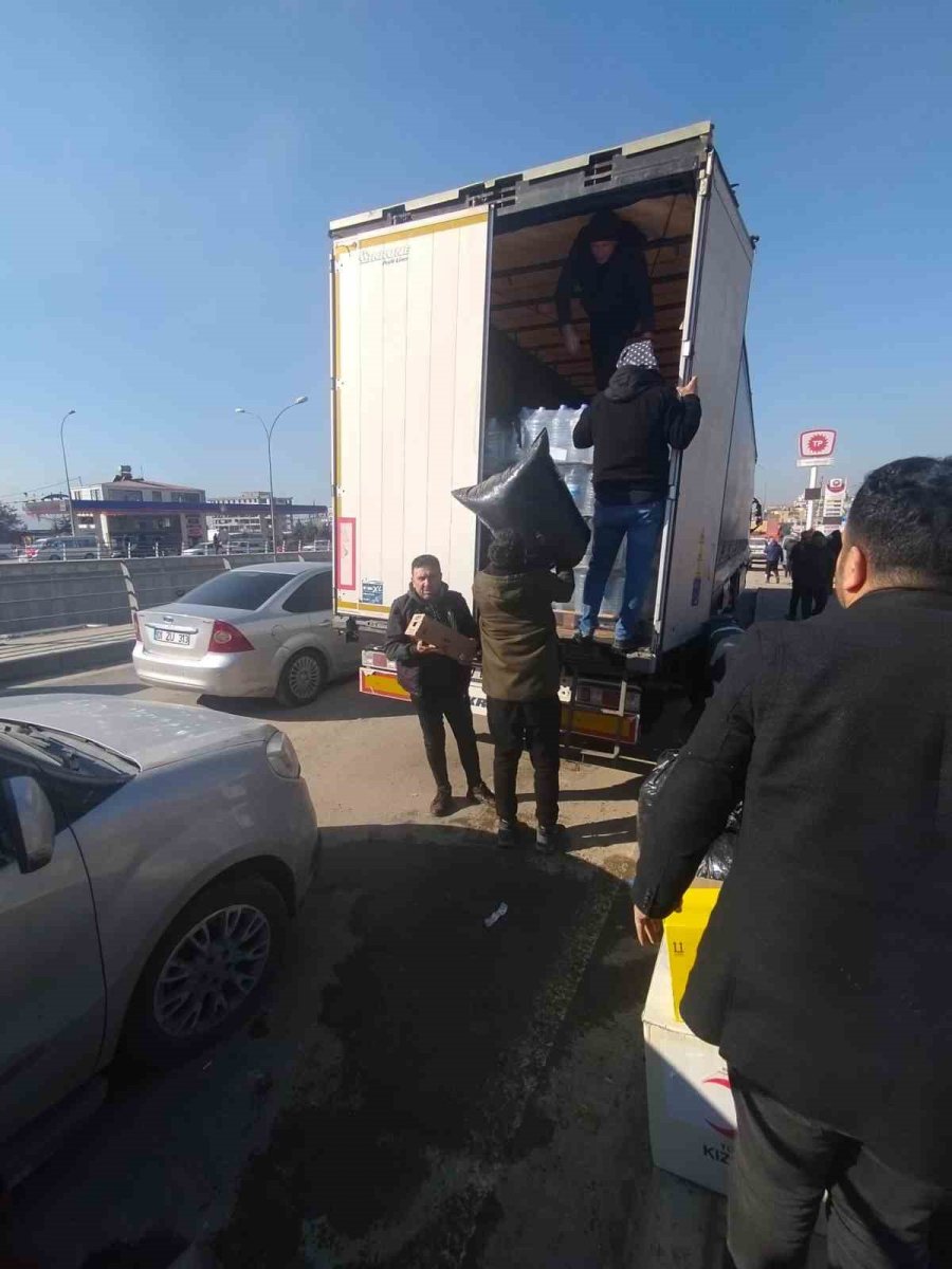 Akdeniz Üniversitesi Öğrencilerinin Yanında