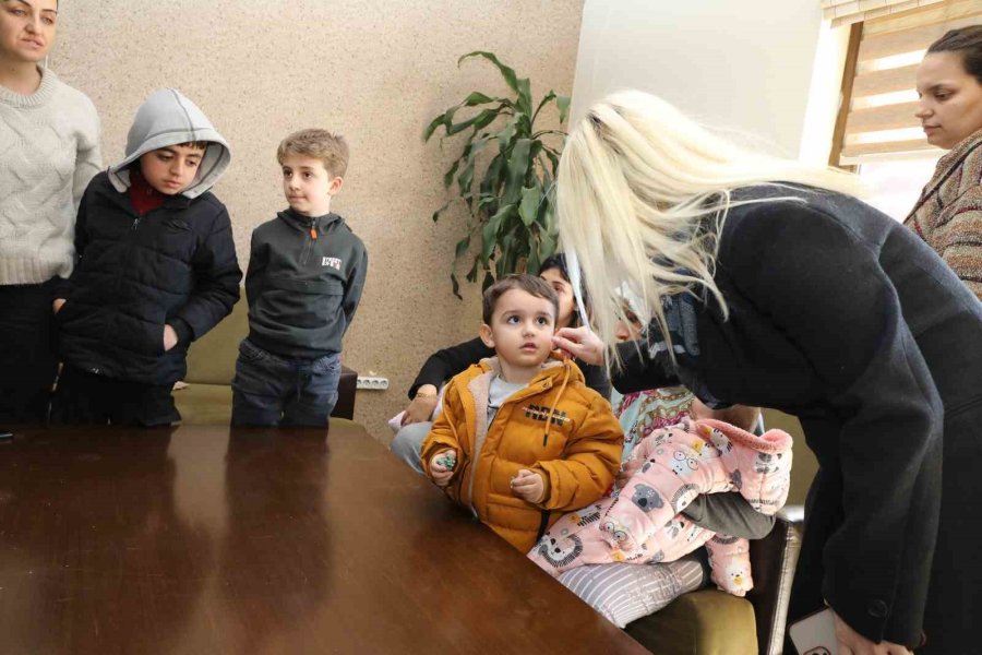 Akdeniz Üniversitesi Sosyal Tesisleri Depremzedeleri Misafir Ediyor