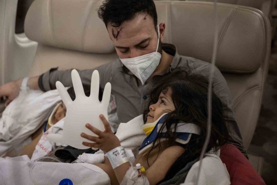 Cumhurbaşkanlığı Uçakları Depremzedeler İçin Seferber