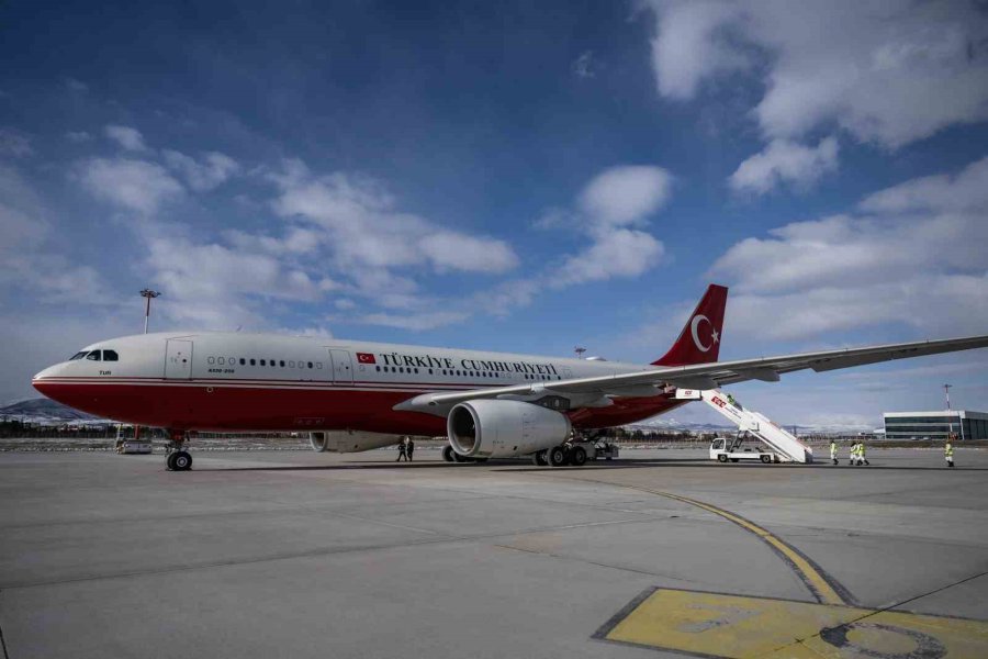 Cumhurbaşkanlığı Uçakları Depremzedeler İçin Seferber