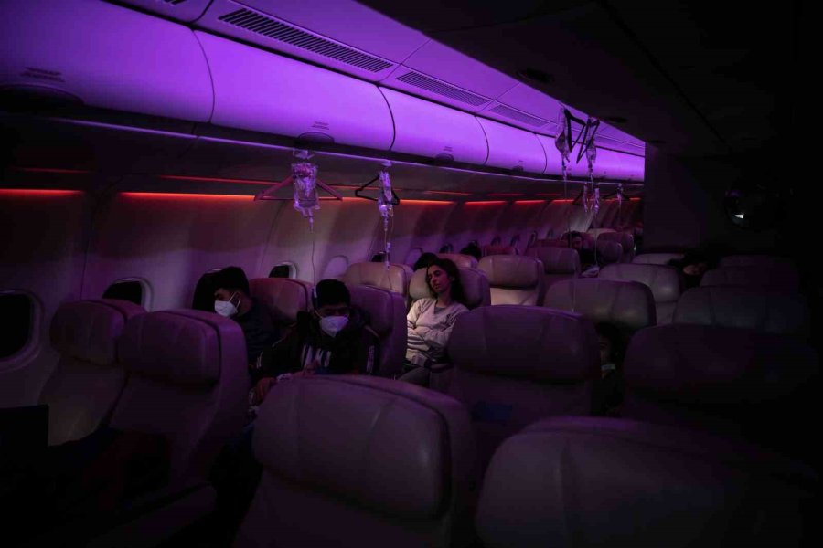 Cumhurbaşkanlığı Uçakları Depremzedeler İçin Seferber