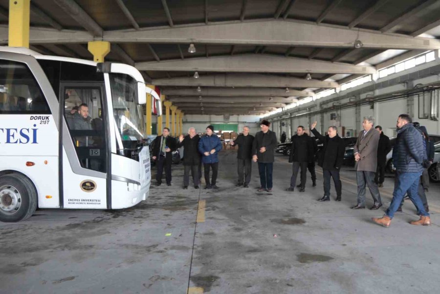 Deprem Bölgesine Erü’den Sağlık Ekibi Gönderilmeye Devam Ediyor