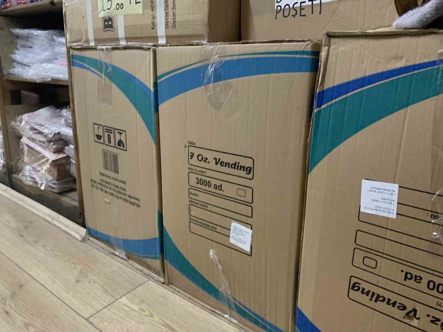 Yardımlar İçin Doğan Boş Koli İhtiyacına Esnaflar Yetişti