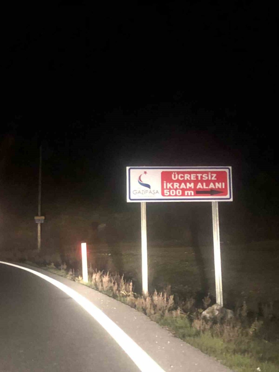 Gazipaşa’da Köy Konağı Afetzedelerin Hizmetinde