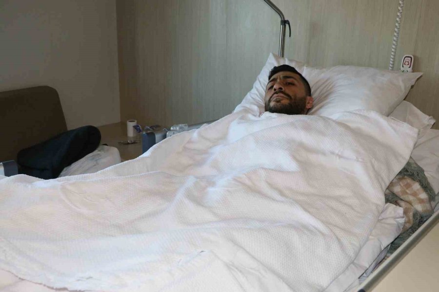 Mersin’deki Yaralı Depremzedeler O Anları Anlattı