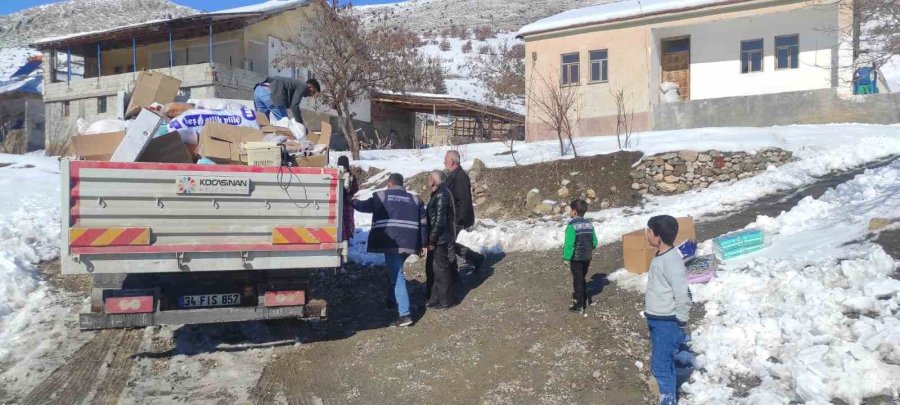 Başkan Çolakbayrakdar: "104 Personelimiz Ve 41 Aracımızla Deprem Bölgesindeyiz"