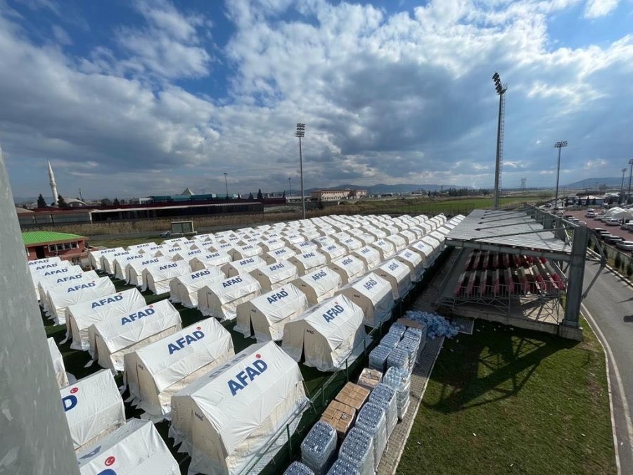 Mehmetçik Kahramanmaraş’ta 500 Çadır Kurulumunu Daha Tamamladı