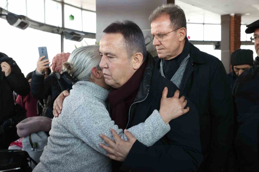 Başkan Böcek İkinci Kez Deprem Bölgesinde