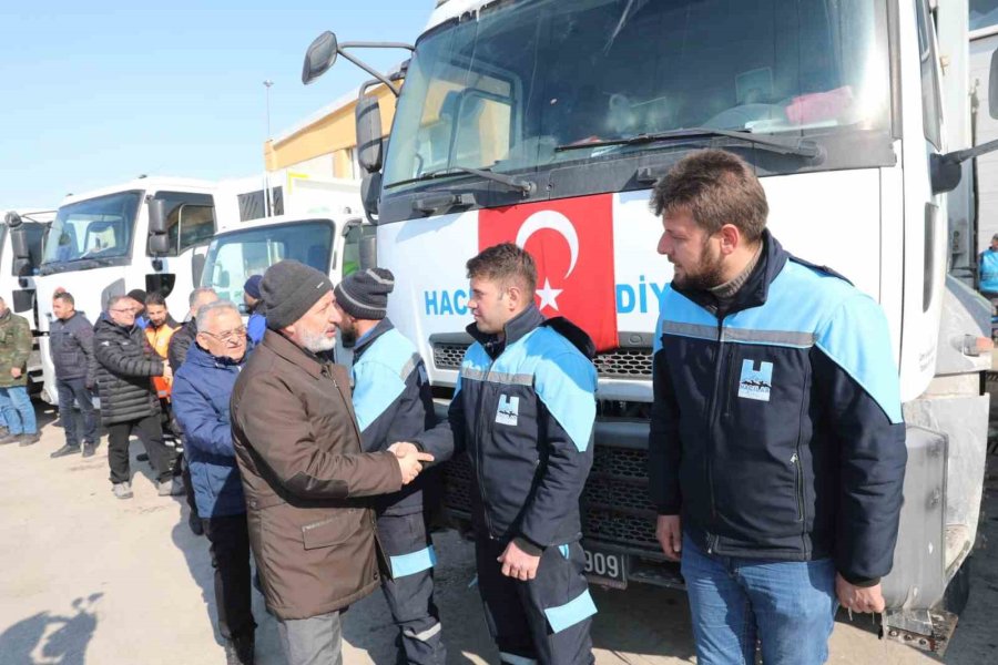 Başkan Çolakbayrakdar: “tüm İmkanlarımız İle Deprem Bölgelerindeyiz”