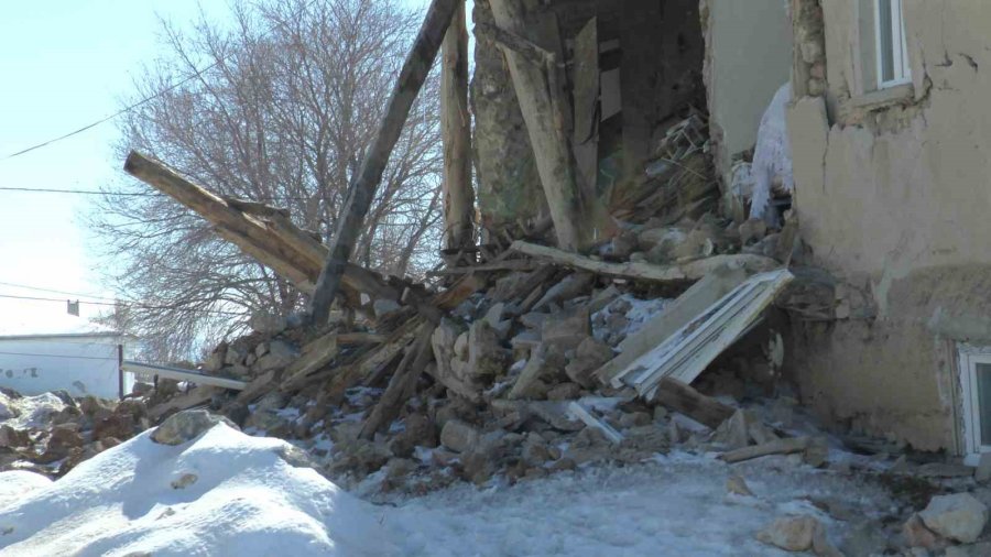 Sarız’da 8 Yıkım, 331 Hasarlı Yapı Var