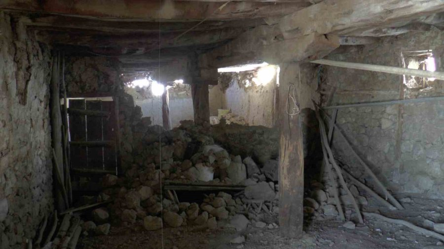 Sarız’da 8 Yıkım, 331 Hasarlı Yapı Var