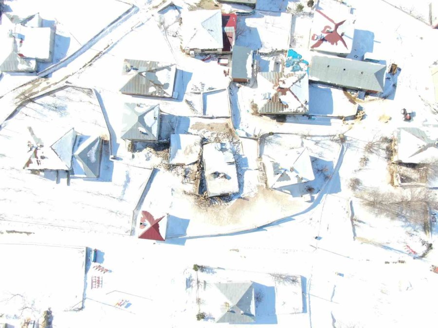 Sarız’da 8 Yıkım, 331 Hasarlı Yapı Var