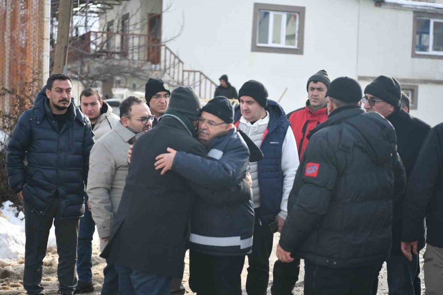 Büyükkılıç: “kayseri, Deprem Bölgesi İçin Tek Yürek Oldu”