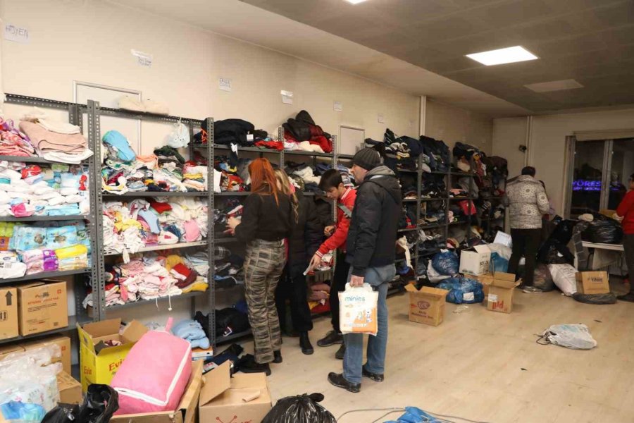 Aydınlıkevler Telekom Binası, Yardım Koordinasyon Merkezi Oldu