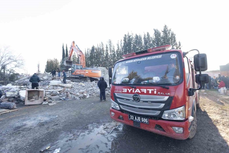 Mersin Büyükşehir İtfaiyesi 57 Kişiyi Kurtardı