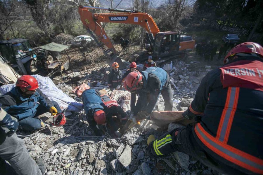 Mersin Büyükşehir İtfaiyesi 57 Kişiyi Kurtardı