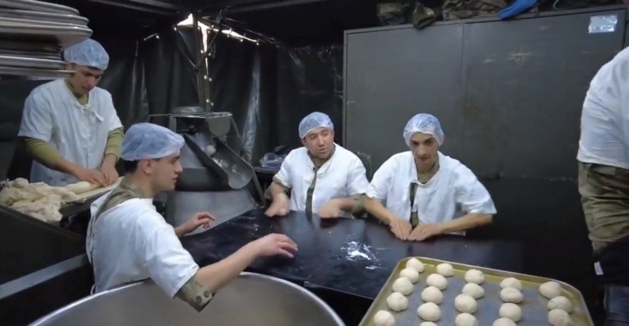 Msb: “hatay’daki Seyyar Sahra Fırınımız İle Bölgedeki Vatandaşlarımız İçin Ekmek Üretmeye Aralıksız Devam Ediyoruz”