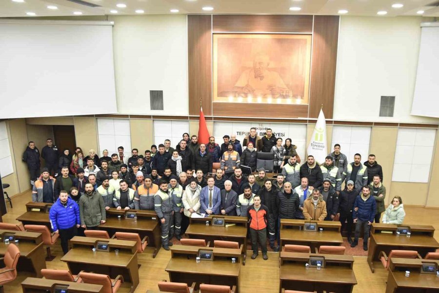 Depremde 4 Yakınını Kaybeden Vatandaş, Destek Ekibini Dualarla Uğurladı