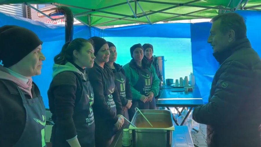 Başkan Ataç Ve Chp Heyetinden Depremzedelere Geçmiş Olsun Ziyareti