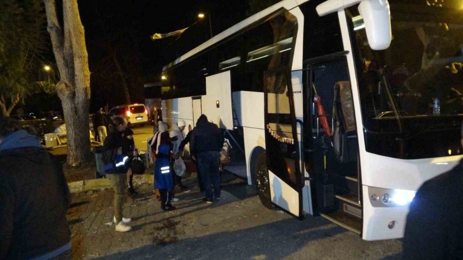 Depremzedelerin Antalya’ya Gelişi Devam Ediyor