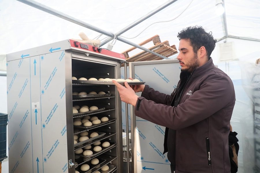 Başkan Böcek: “mobil Fırın İle Sıcak Ekmek Üretimine Başladık”