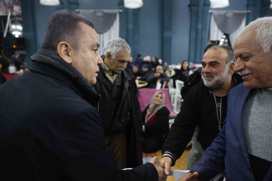 Başkan Böcek: “mobil Fırın İle Sıcak Ekmek Üretimine Başladık”